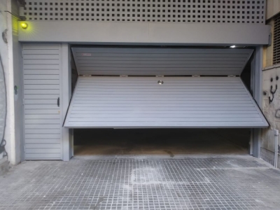 Porta Basculant en funcionament