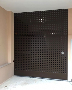 Porta garatge cancel·la marron